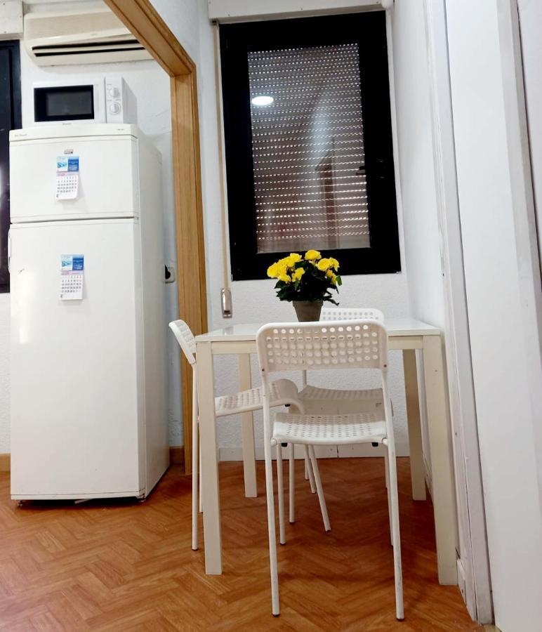 Hostel Pepe Viajes Madrid Extérieur photo